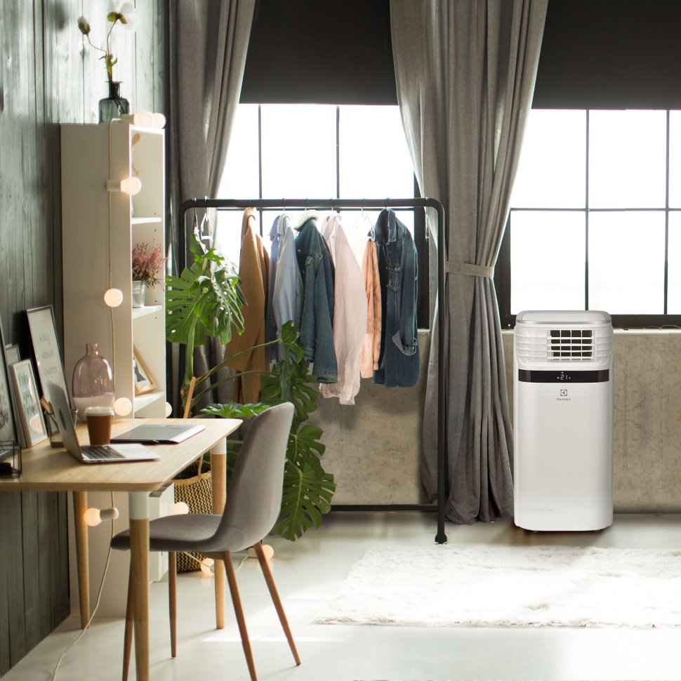 Мобильный кондиционер Electrolux EACM-20 JK/N3 Ice Column
